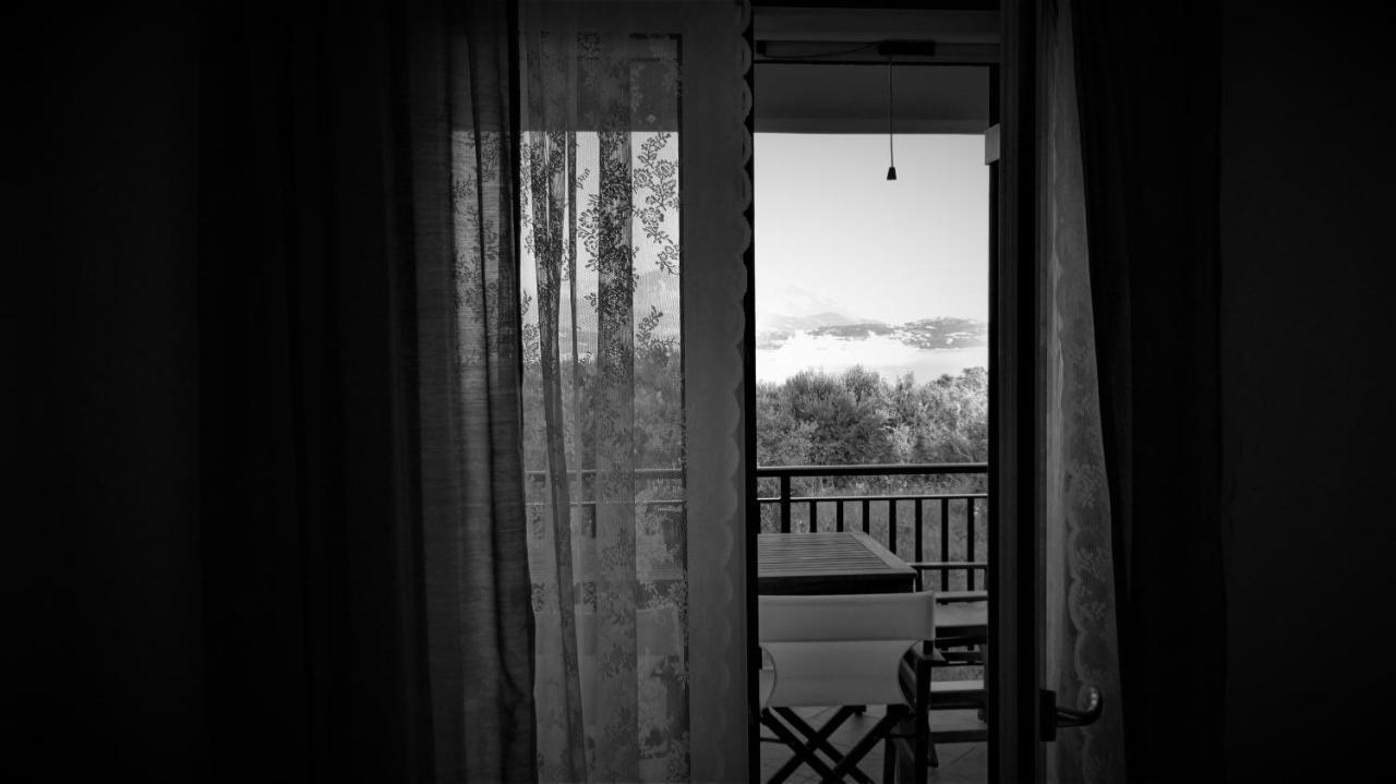 Victoria'S Summer House Ликсури Экстерьер фото